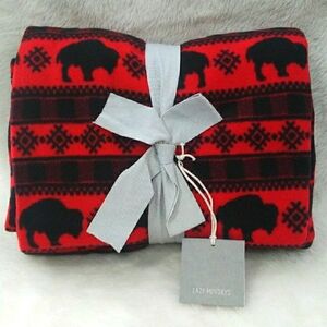 Lazy Mondays Red and Black Buffalo Bison Fleece Blanket 60" x 48"